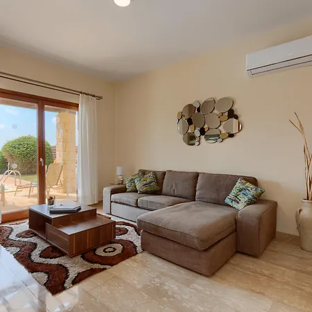 Aphrodite Hills Golf & Residences - *
